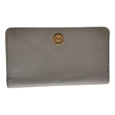 Pre-owned Tory Burch Leather Wallet In Beige