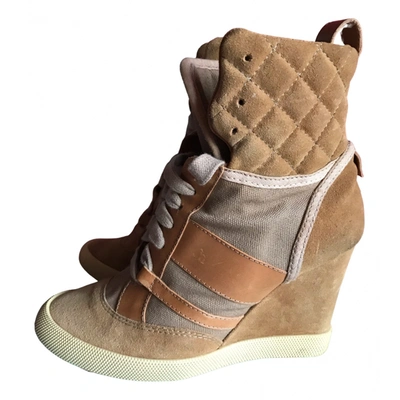 Pre-owned Chloé Ankle Boots In Camel