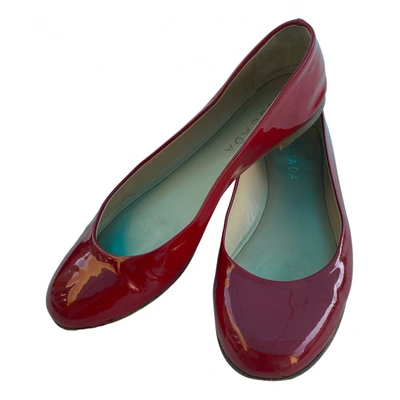 Pre-owned Escada Patent Leather Ballet Flats In Red