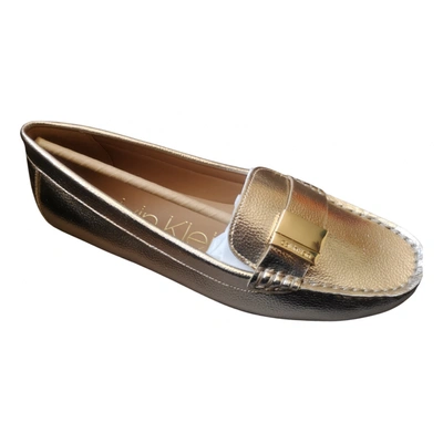 Pre-owned Calvin Klein Vegan Leather Flats In Gold