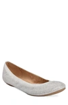 Bandolino Womens Slip On Dressy Ballet Flats In Silver Glam