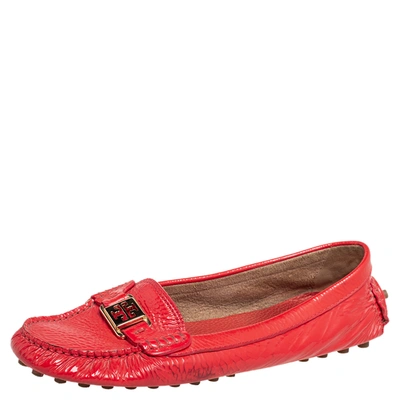 Pre-owned Tory Burch Red Crinkled Patent Leather Driving Loafers Size 40
