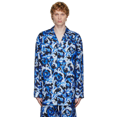 Versace Men's Baroccoflage-print Silk Pajama Top In Blue Navy