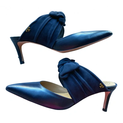 Pre-owned Tory Burch Sandals In Navy