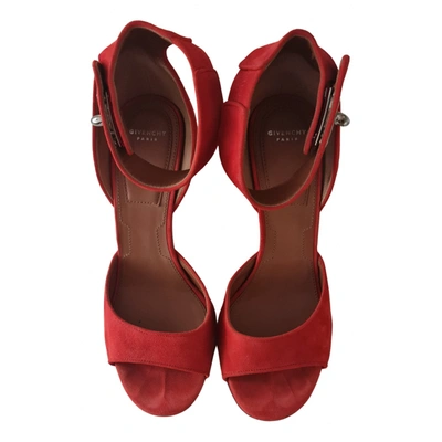 Pre-owned Givenchy Velvet Sandals In Red
