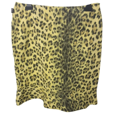 Pre-owned Moschino Skirt In Yellow