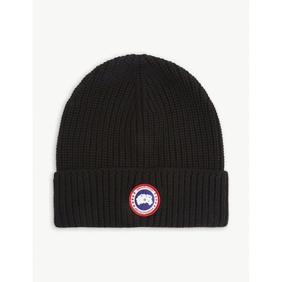 Canada Goose Arctic Disc Ribbed Wool Beanie Hat In Black