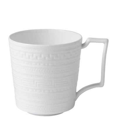 Wedgwood Intaglio Mug In White