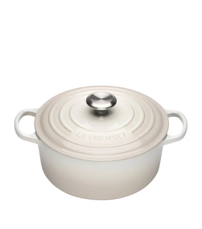 Le Creuset Cast Iron Round Casserole Dish (24cm) In Ivory