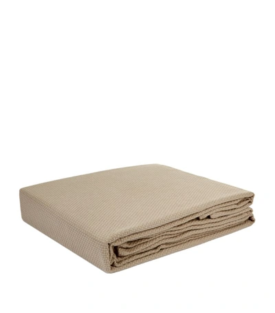 Yves Delorme Maillon Bedspread In Beige