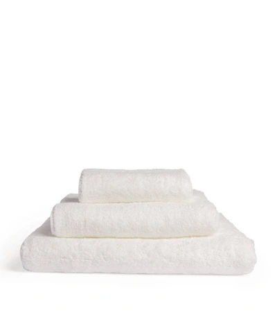 Uchino Zero Twist Bath Towel (70cm X 140cm) In White