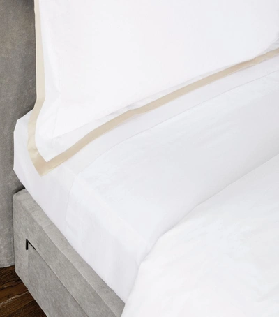 Celso De Lemos Estrela Super King Flat Sheet (270cm X 300cm) In White