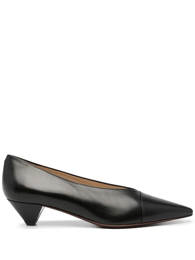 Tod's Toe-cap Leather Pumps In Schwarz