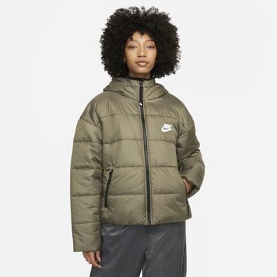 Nike Women's  Sportswear Therma-fit Repel Hooded Jacket In Olive/purple