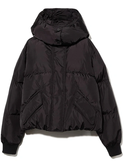 Mm6 Maison Margiela Teen Embroidered Logo Puffer Jacket In 黑色