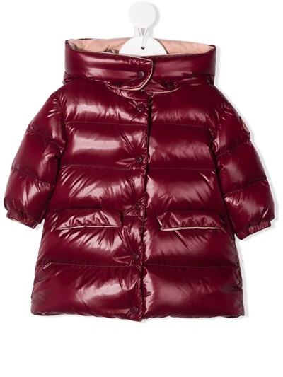 Moncler Babies' 标贴蓬松外套 In Red