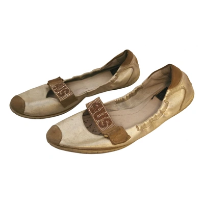 Pre-owned Cesare Paciotti Leather Ballet Flats In Gold
