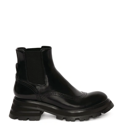 Alexander Mcqueen Leather Wander Boots In Black