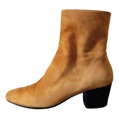 Pre-owned Dorateymur Ankle Boots In Yellow