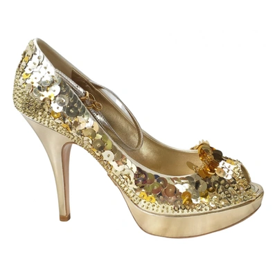 Pre-owned Louis Vuitton Glitter Heels In Gold