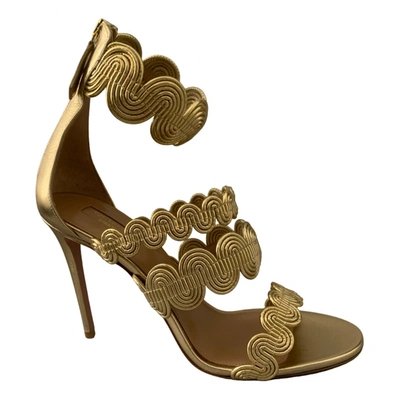 Pre-owned Aquazzura Leather Sandals In Gold