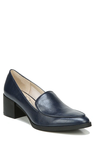 Lifestride Devyn Loafer Pump In Navy