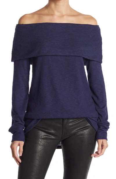 Go Couture Popover Off-the-shoulder Sweater In Navy