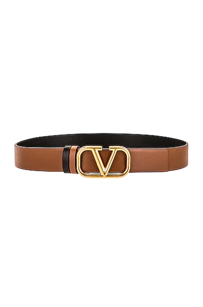 Valentino Garavani Vlogo Buckle Belt In Selleria & Nero