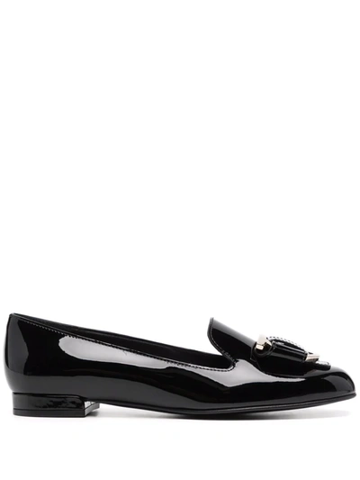 Ferragamo Gancini Bow-embellished Loafers In 黑色