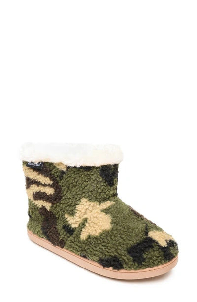 Minnetonka Women's Betty Pull On Booties Women's Shoes In Green Camo Print