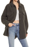 Good American Contour Faux Shearling Jacket In Ink