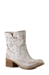 Diba True West Haven Pull-on Distressed Leather Western Boots In White