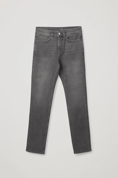 Cos Slim-fit Jeans In Verwaschen Grau