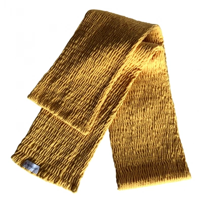 Pre-owned Moncler Velvet Scarf In Yellow