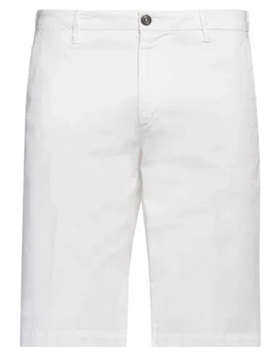 40weft Man Shorts & Bermuda Shorts White Size 36 Cotton, Elastane In White