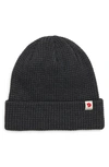 Fjall Raven Tab Beanie In Dark Grey