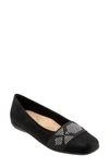 Trotters Samantha Flat In Black/ Gem