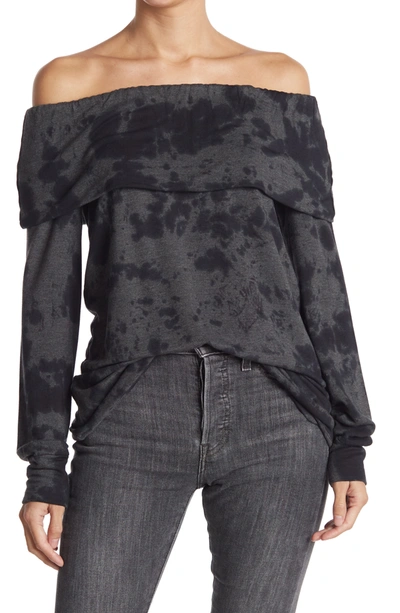 Go Couture Popover Off-the-shoulder Sweater In Black Dye 2