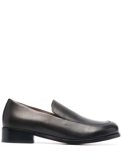 12 Storeez Leather Low-heel Loafers In Schwarz