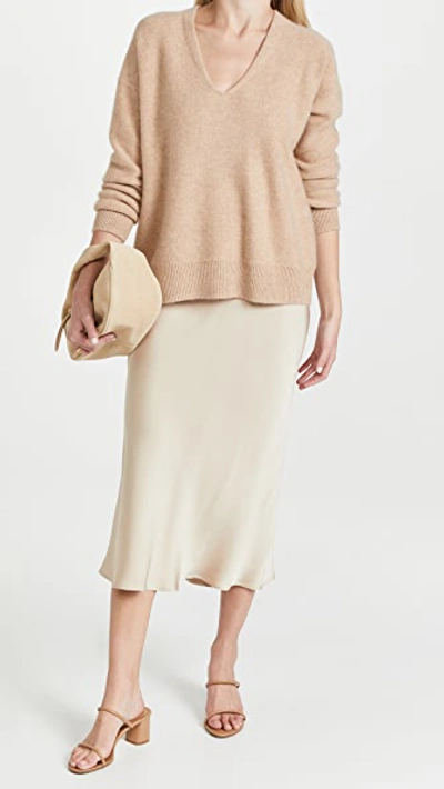 Vince Relaxed V Neck Pullover Cashmere Jumper In H Desert Clay