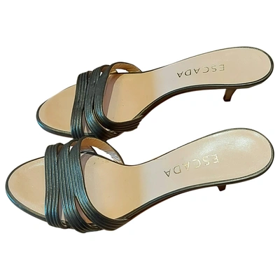 Pre-owned Escada Leather Sandals In Metallic