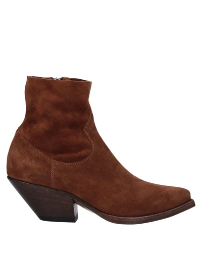 Buttero Ankle Boots In Brown