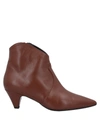 Anna F Ankle Boots In Brown