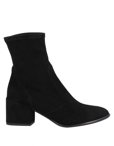 Il Borgo Firenze Ankle Boots In Black