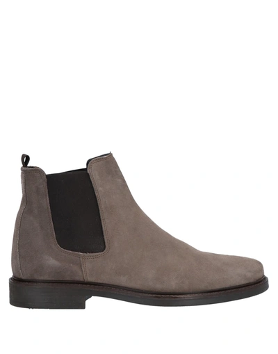 Bruno Verri Ankle Boots In Beige