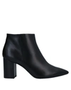 Anna F Ankle Boots In Black