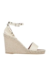 Valentino Garavani Sandals In Ivory