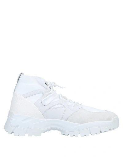 Tod's Sneakers In White