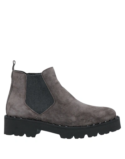 Alpe Woman Shoes Ankle Boots In Grey