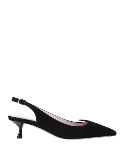 Roger Vivier Pumps In Black